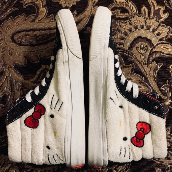Hello Kitty 40th Anniversary Vans from 2014 - Picture 2 of 8